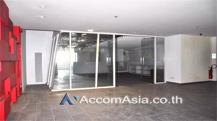 12  Office Space For Rent in Silom ,Bangkok BTS Surasak at Double A tower AA11174